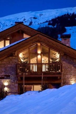 Dom w stylu chalet: cechy architektury alpejskiej