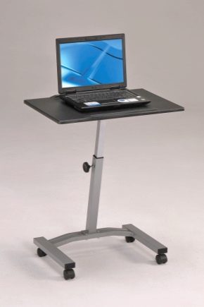 Comment choisir une table d'ordinateur portable sur roulettes ?