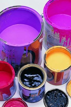 Quelle est la différence entre les peintures au latex et acryliques ?