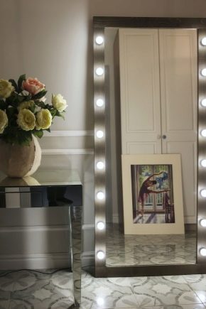 Miroirs éclairés: caractéristiques et types
