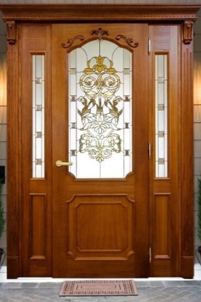 Finition porte d'entrée