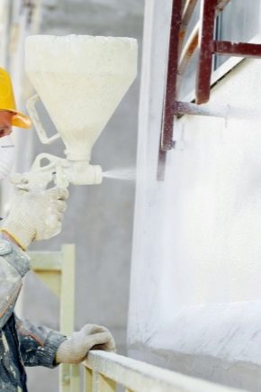 Isolation liquide : le choix du matériau pour l'isolation par l'intérieur et l'extérieur