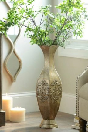 Vases de sol à l'intérieur: types et subtilités de choix