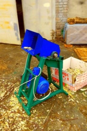 Comment fabriquer un hachoir à bois DIY ?