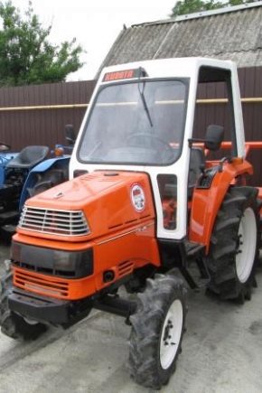 Mini-traktory Kubota: zalety i wady, wskazówki dotyczące wyboru