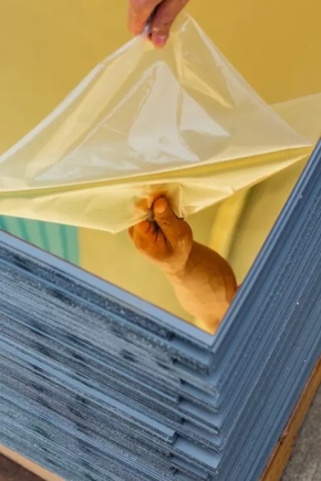 Wszystko o plastiku lustrzanym