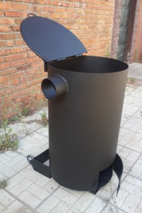 Fûts d'incinération des déchets