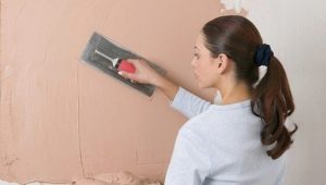 Subtelności nakładania podkładu na płytę gipsowo-kartonową przed szpachlowaniem