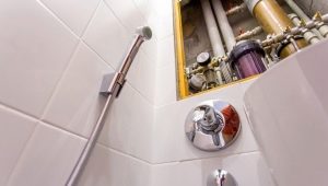 Cechy baterii podtynkowych do pryszniców higienicznych