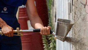 Łyżka do tynkowania: cechy i zalety aplikacji