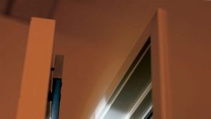 Cechy i urządzenie zatrzasków elektromagnetycznych