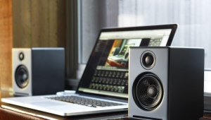 Comment connecter le music center à un ordinateur et un ordinateur portable ?