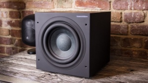 Subwoofers pour la maison : les meilleurs modèles et secrets de choix
