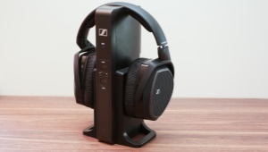 Comment connecter un casque sans fil à mon téléviseur ?