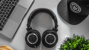Jak podłączyć słuchawki Bluetooth do laptopa z systemem Windows 7?