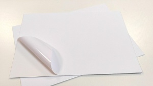 Samoprzylepny papier do drukarki