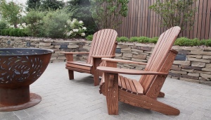 Wszystko o krzesłach adirondack