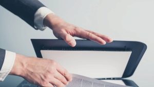 Jak zeskanować dokument z drukarki do komputera?