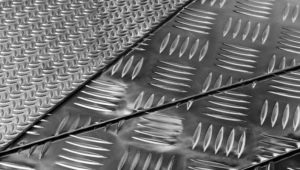 Przegląd aluminiowych blach falistych i ich zastosowań