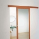 Portes coulissantes à la salle de bain