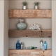 Drewniane półki łazienkowe: cechy i design