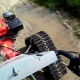 Jak zrobić traktor prowadzący na torach własnymi rękami?