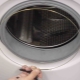 Jak wymienić mankiet szyberdachu w mojej pralce Indesit?