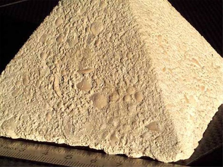 Beton geopolimerowy - piramida